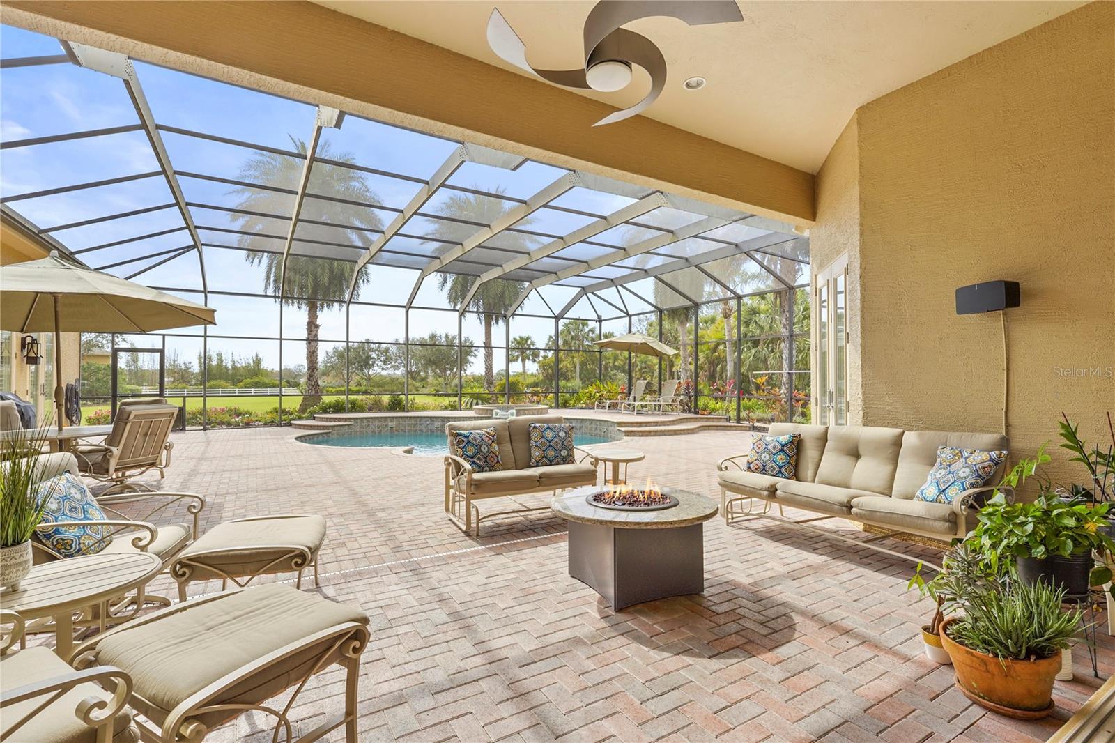 DEER RUN - Residential