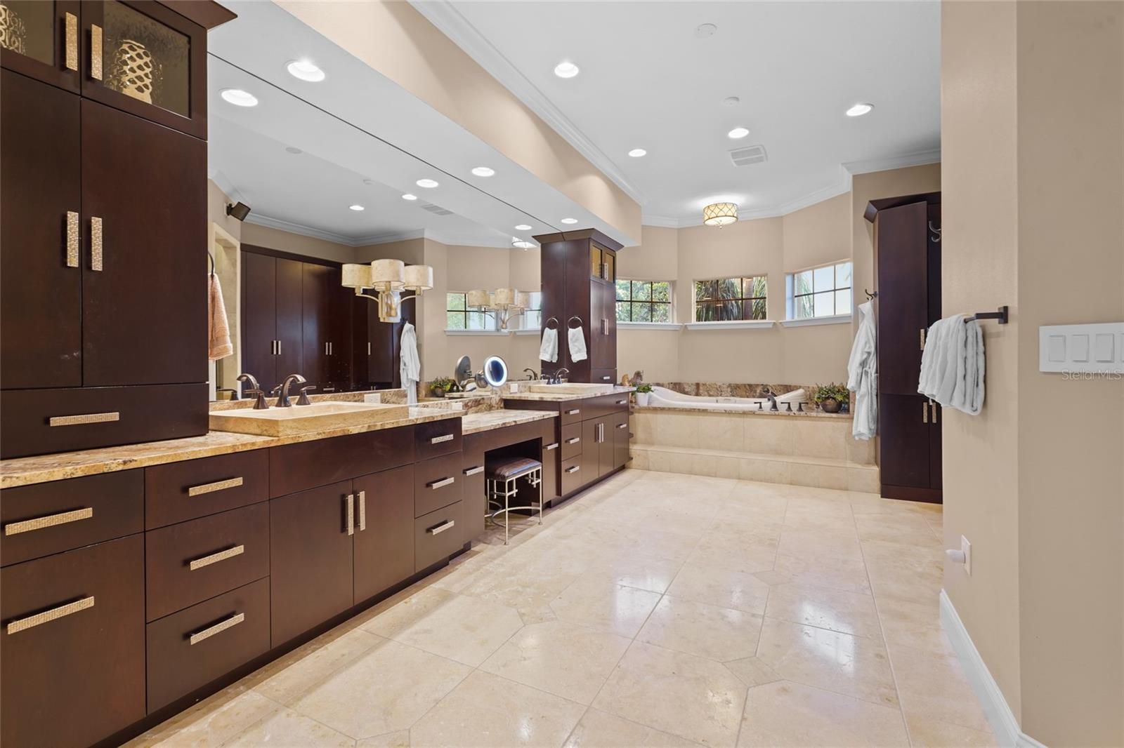 DEER RUN - Residential