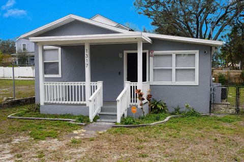 A home in TAMPA