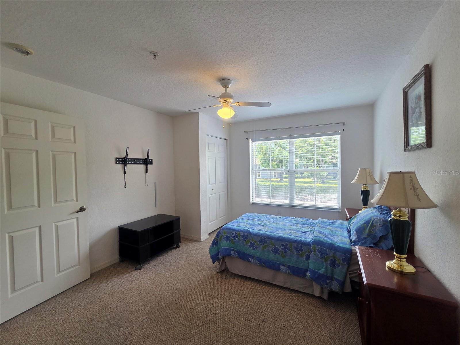 VENETIAN BAY VLGS PH I - Residential Lease
