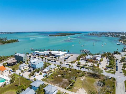 771 BROADWAY STREET LONGBOAT KEY FL 34228