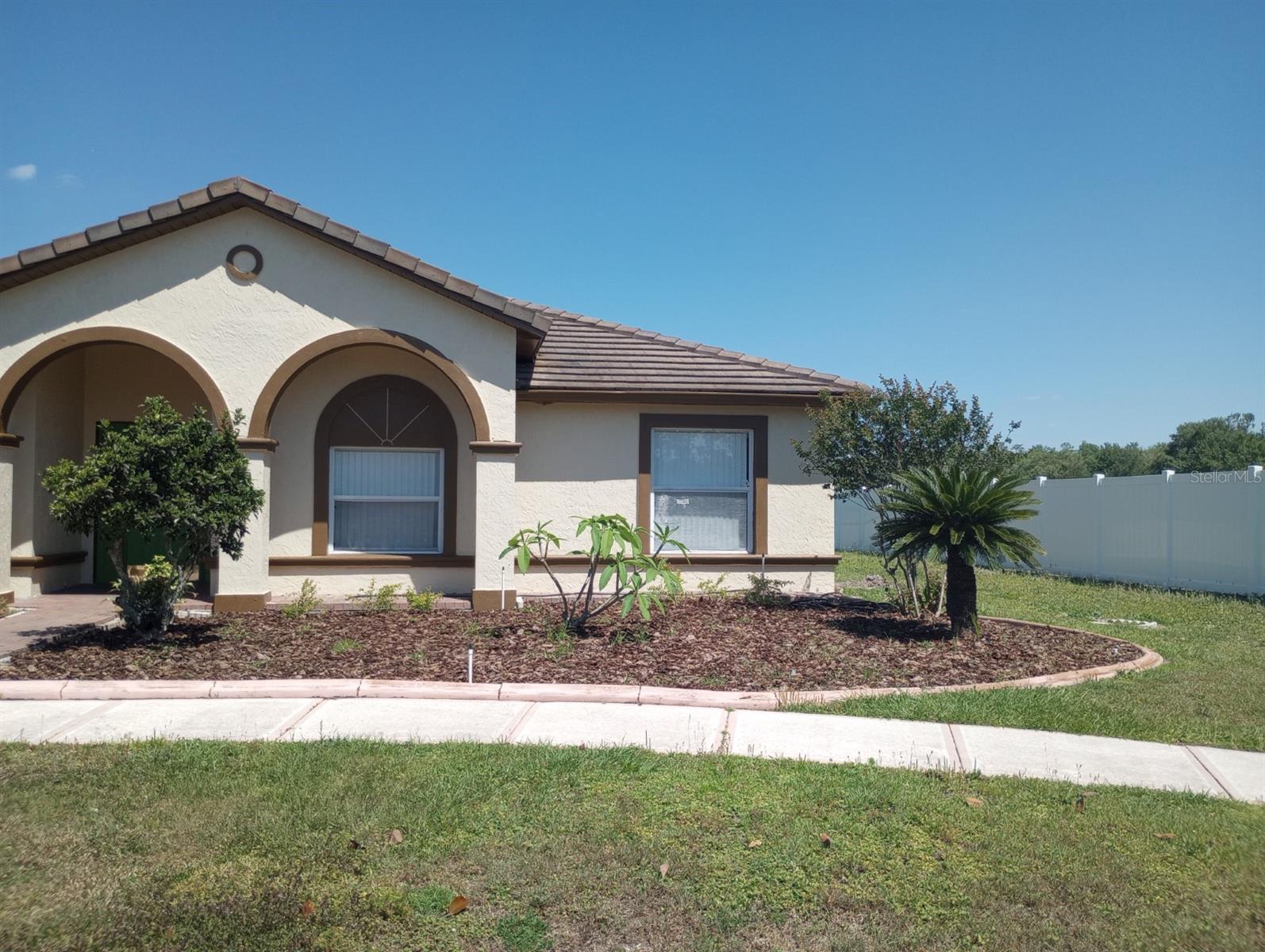 3170 VICTORIA DRIVE