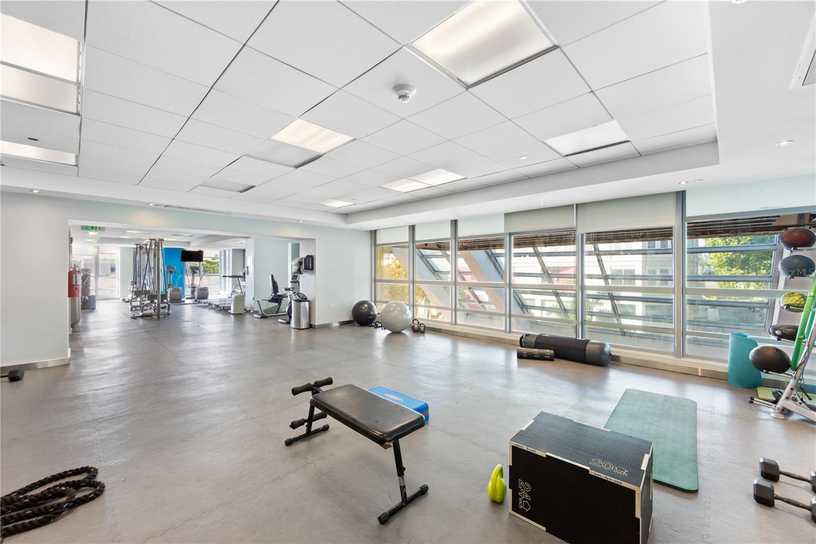 CONDOMINIO ATLANTIS - Residential