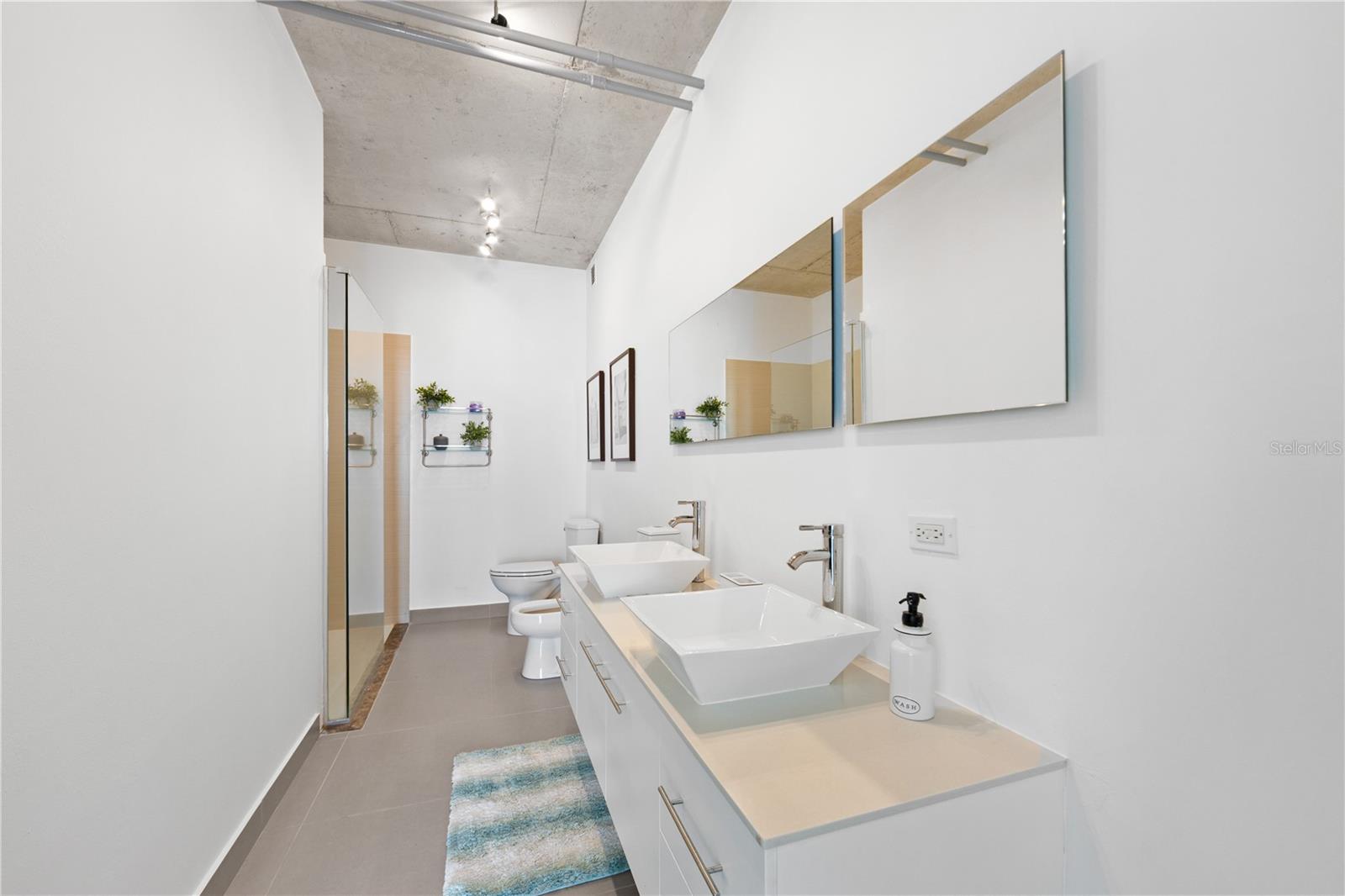 CONDOMINIO ATLANTIS - Residential