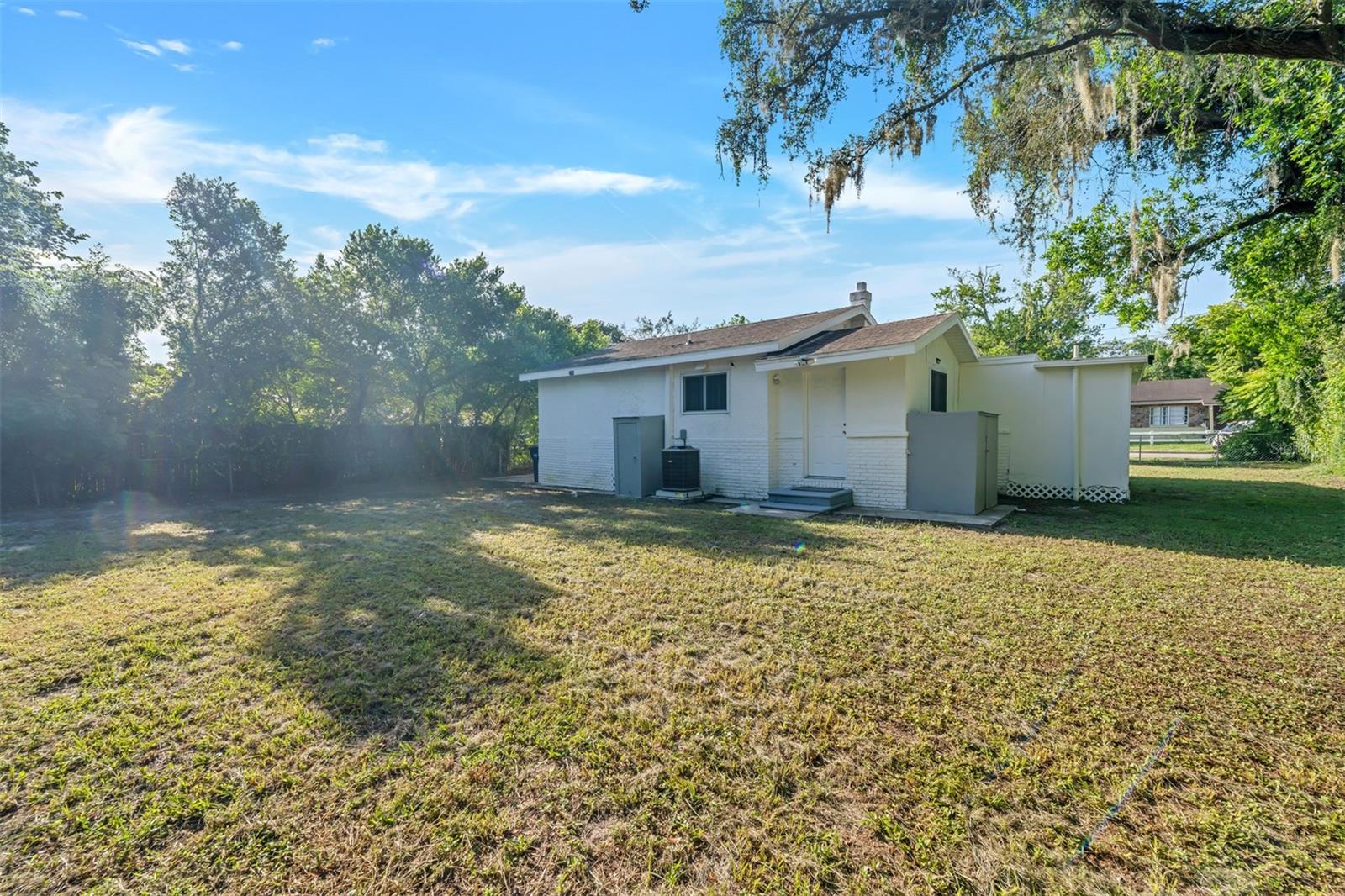 THOMPSONS ADD TO TAMPA O - Residential