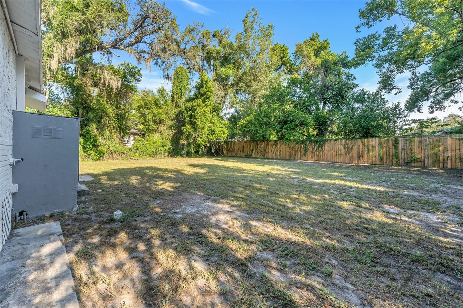 THOMPSONS ADD TO TAMPA O - Residential