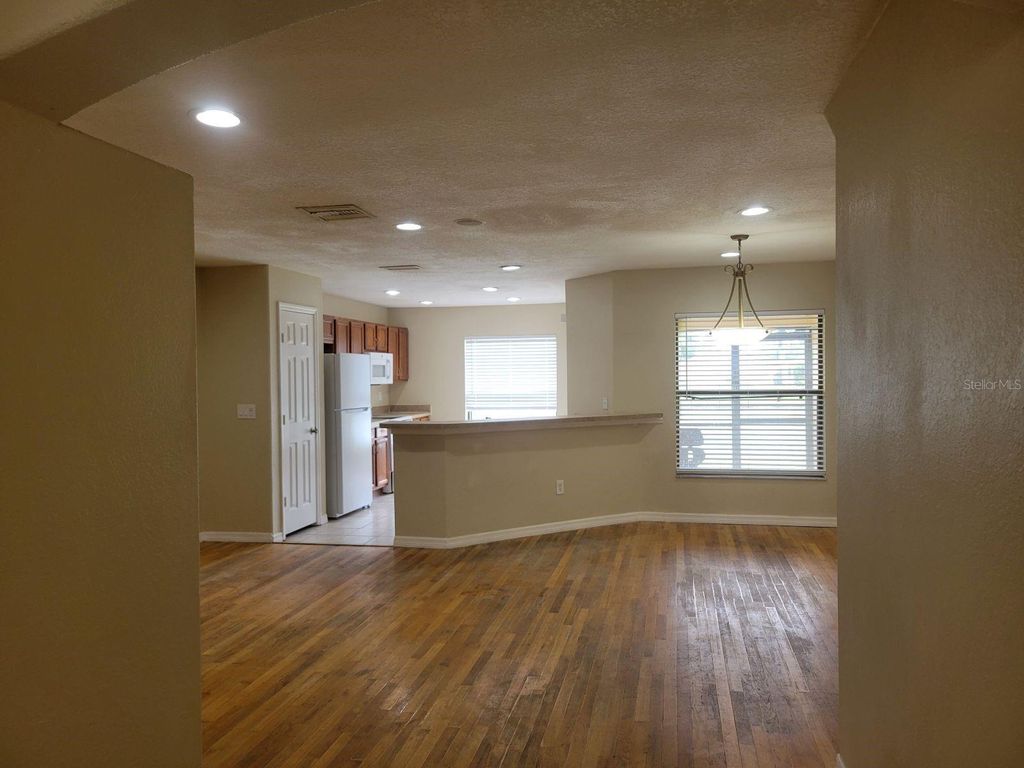 Photo of 2624 Edgewater Falls Drive, Brandon, FL 33511 (MLS # TB8430315)