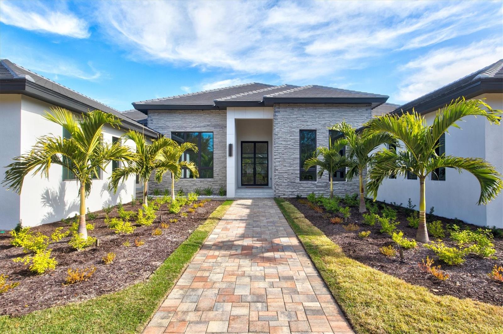 8487 LINDRICK LANE