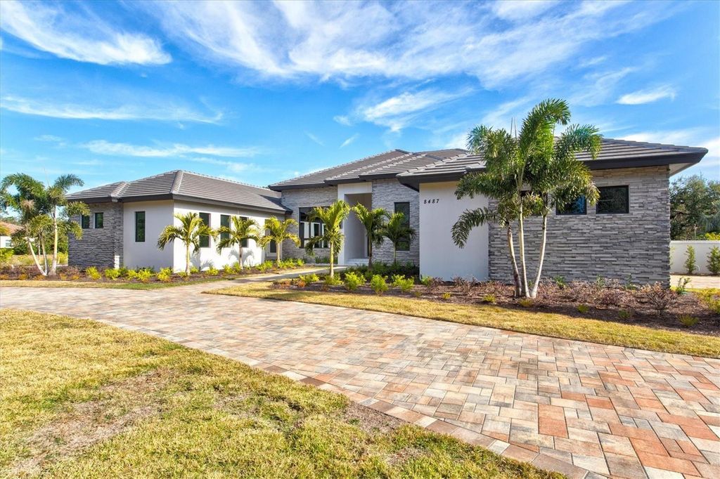 listing image 82