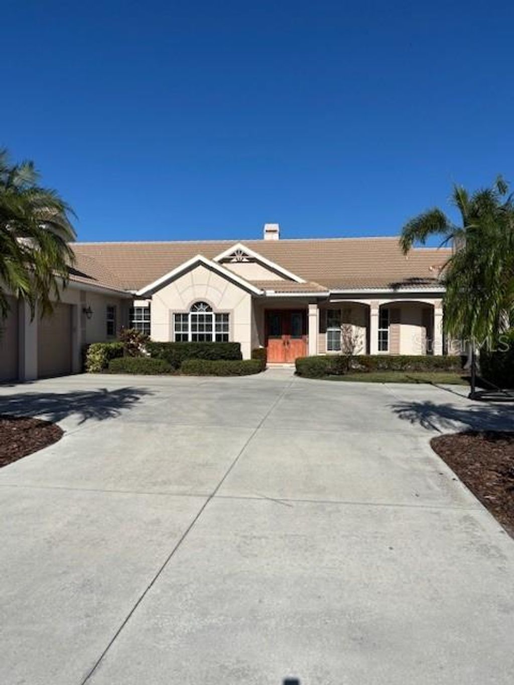 Photo of 6615 Butlers Crest Drive, Bradenton, FL 34203 (MLS # TB8477077)