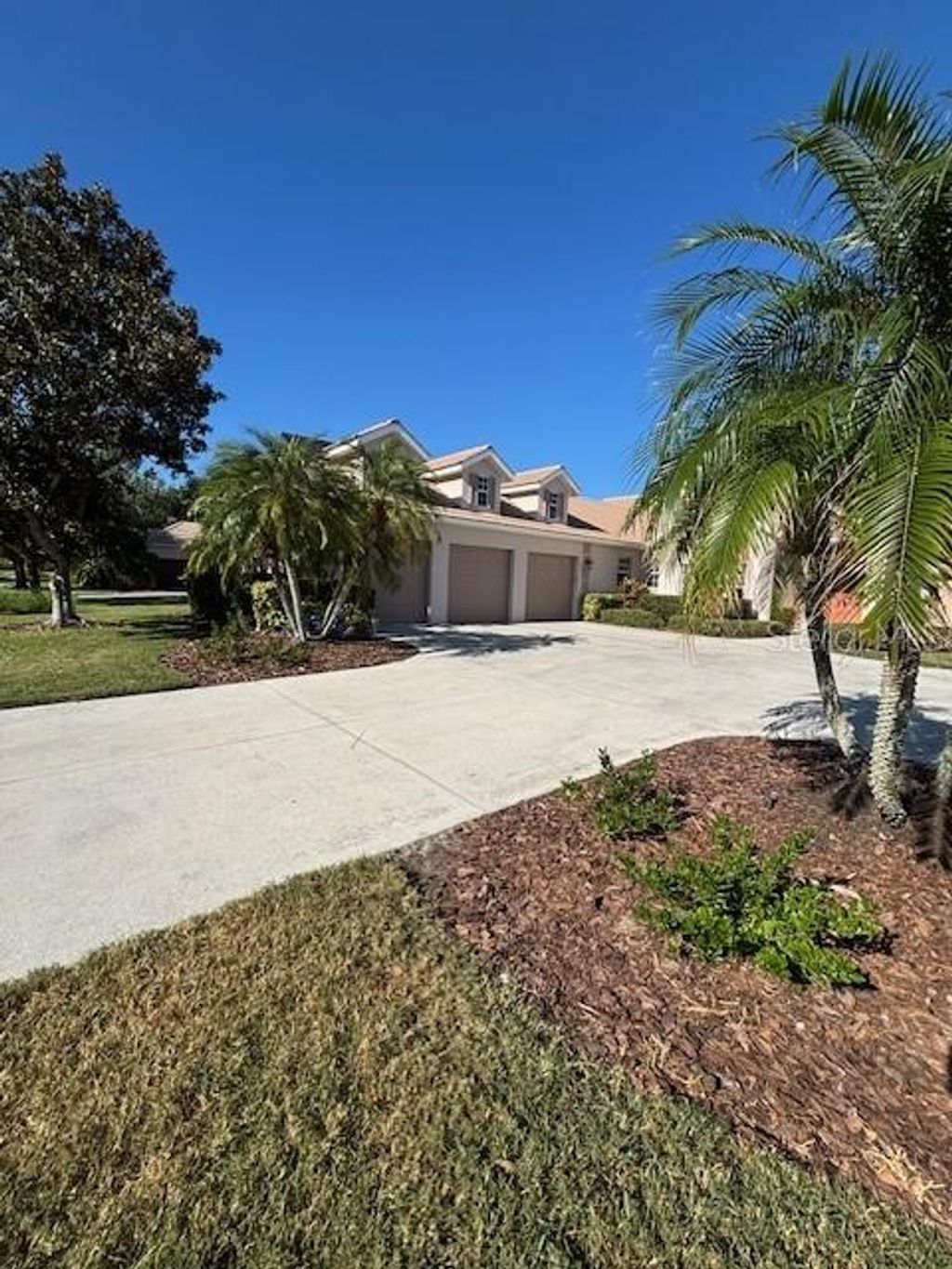 Photo of 6615 Butlers Crest Drive, Bradenton, FL 34203 (MLS # TB8477077)