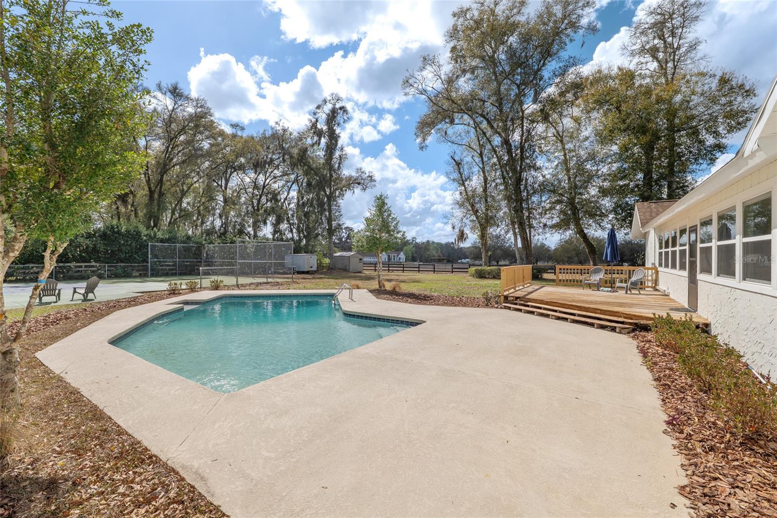 HUNTINGTON - Residential