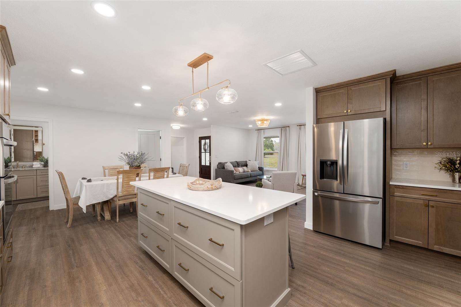 HUNTINGTON - Residential