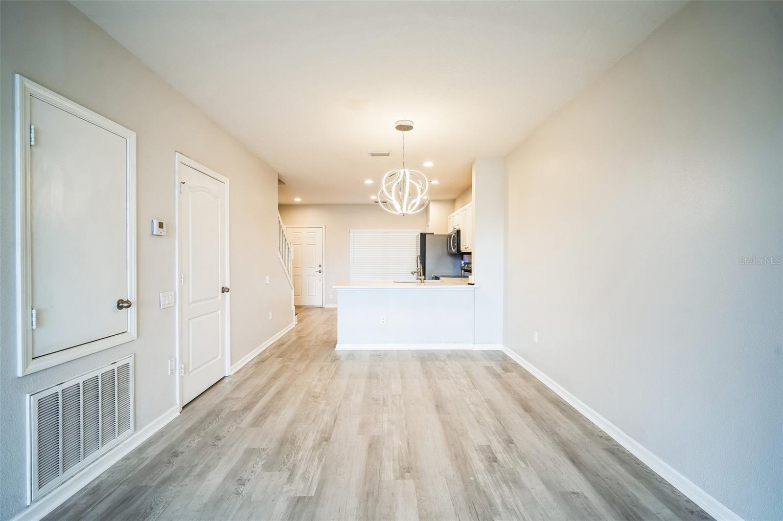 VALHALLA PH 3-4 - Residential Lease