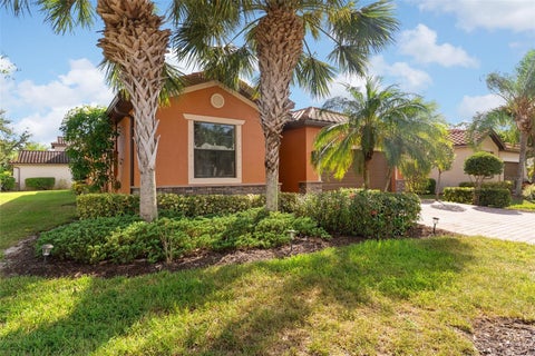 11068 Cherry Laurel Dr., Fort Myers, FL 33912