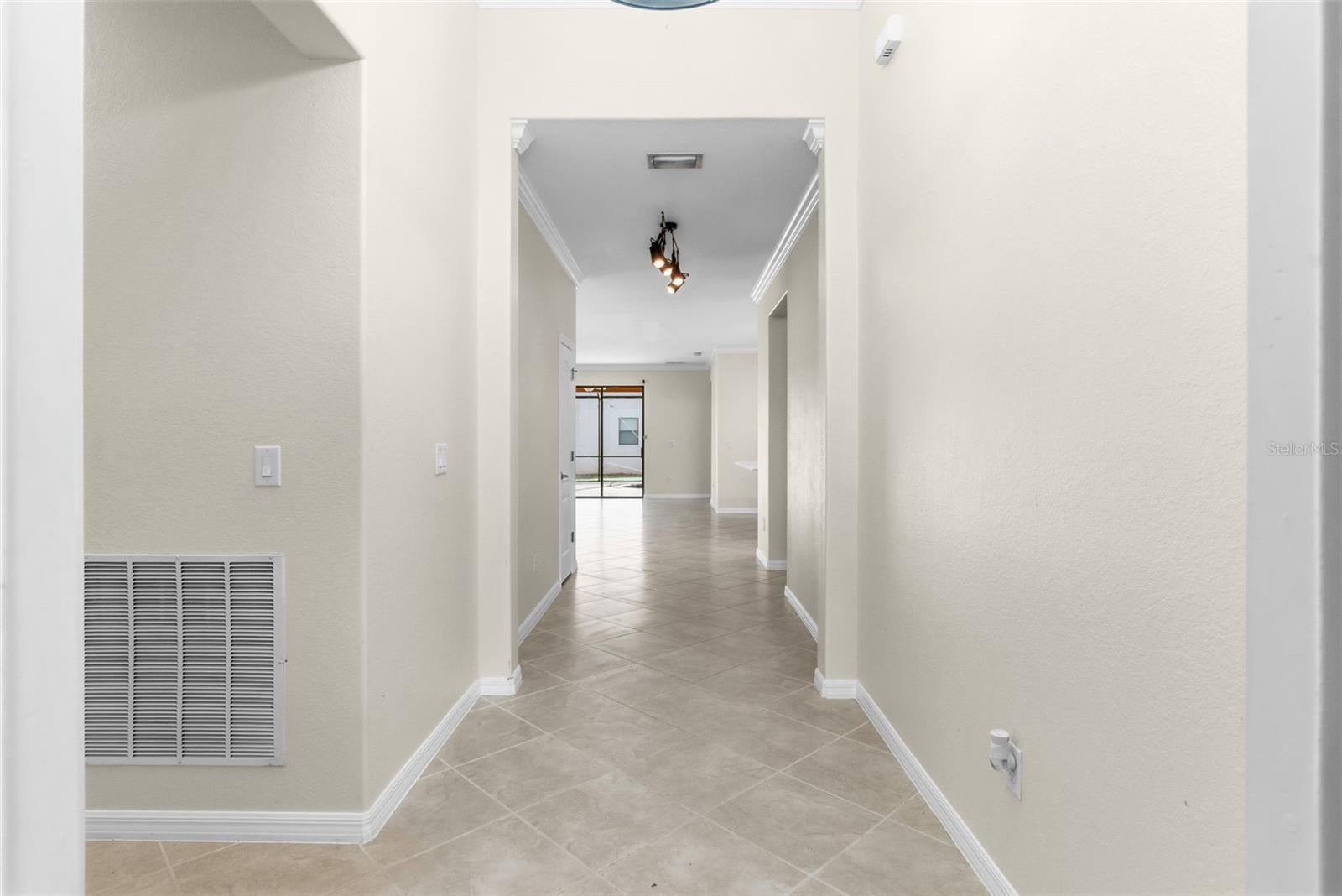 11068 CHERRY LAUREL DR.