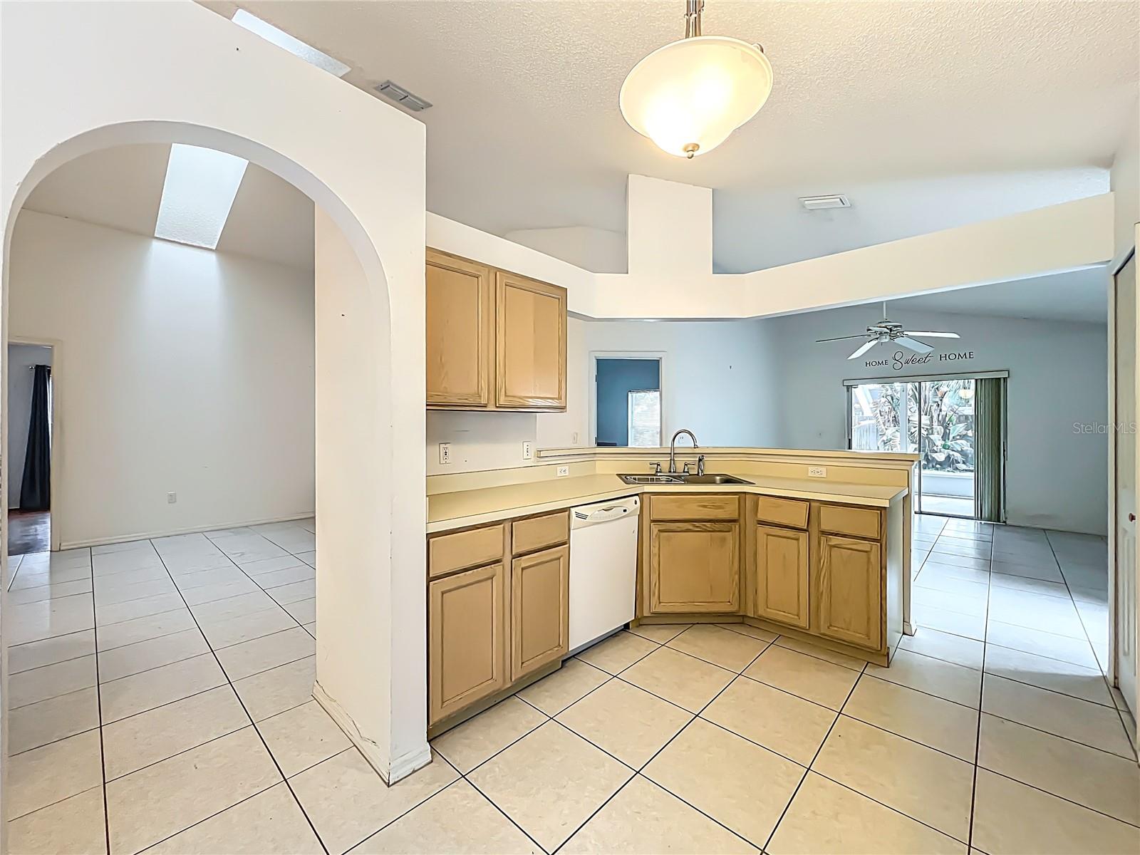 CHASE GROVES UNIT 7B - Residential