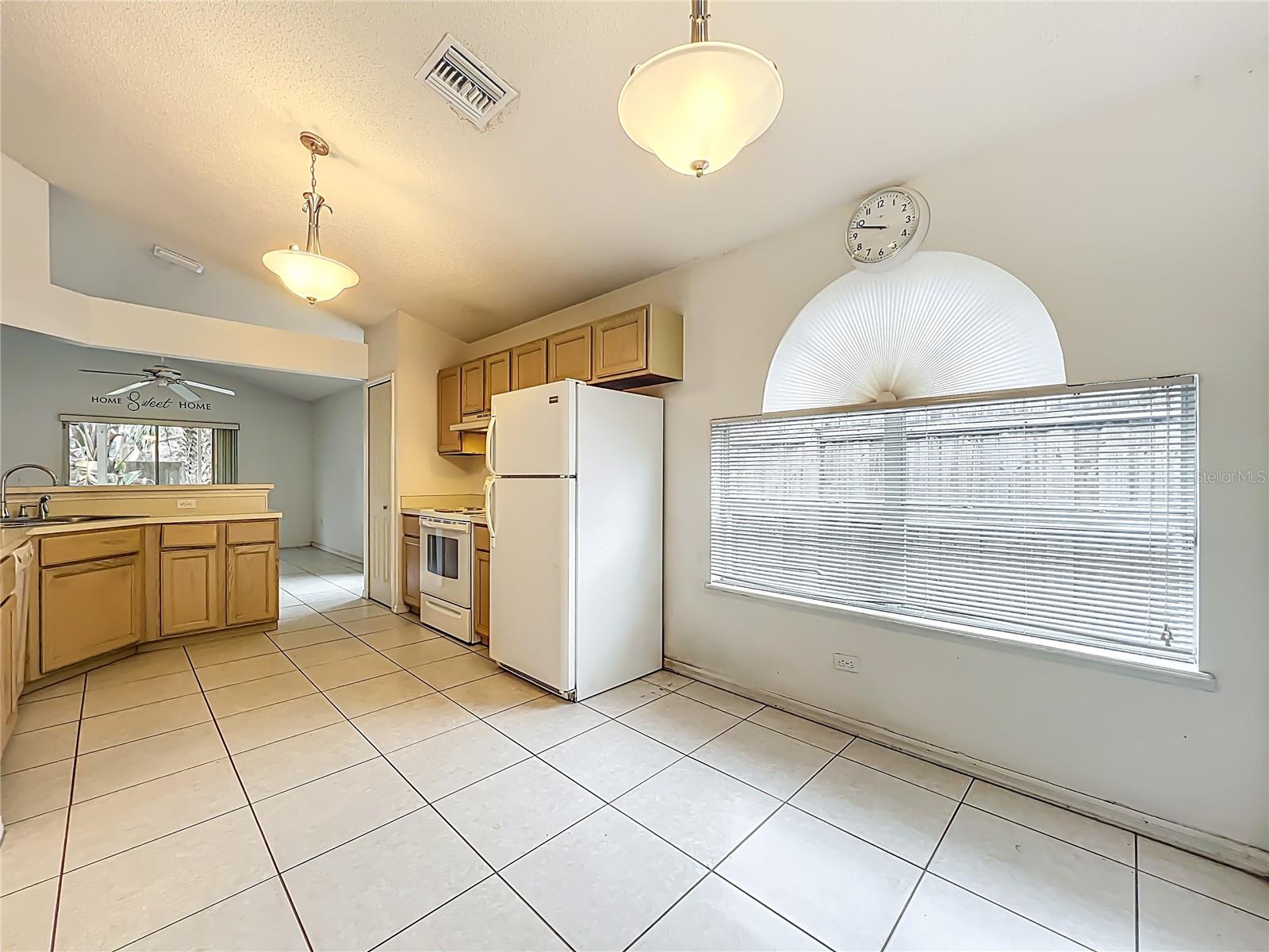 CHASE GROVES UNIT 7B - Residential