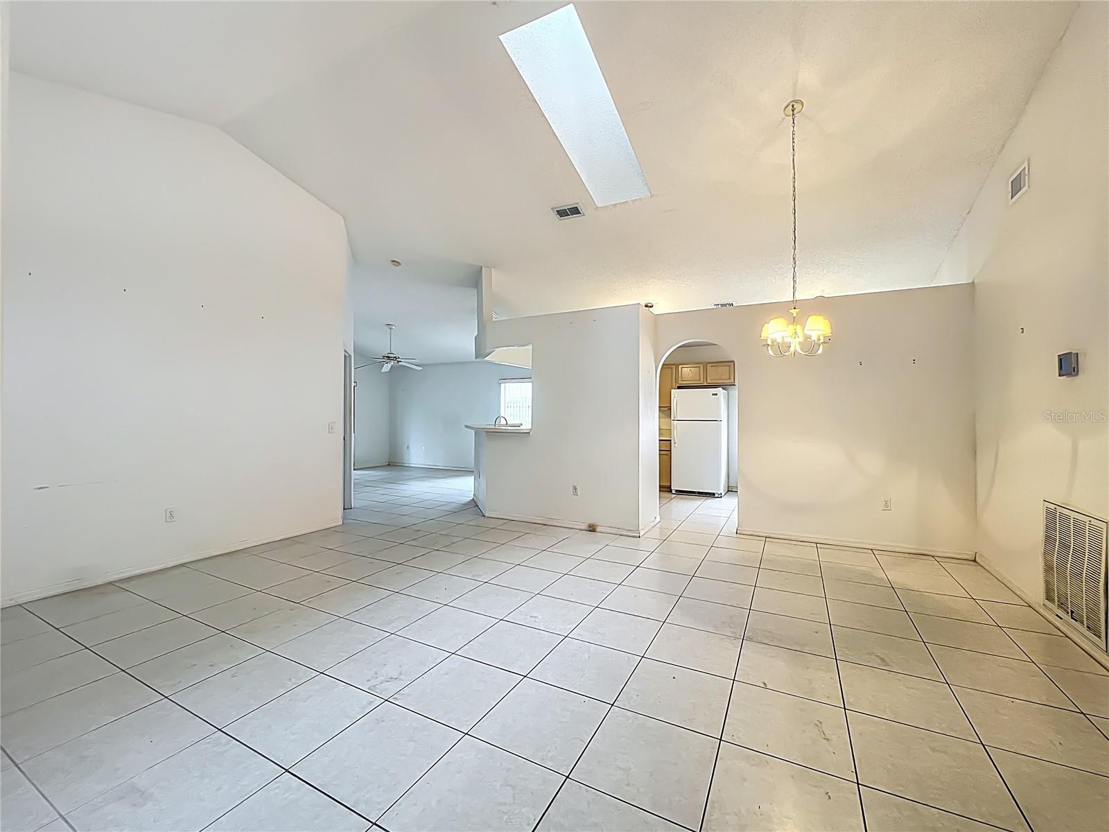 CHASE GROVES UNIT 7B - Residential