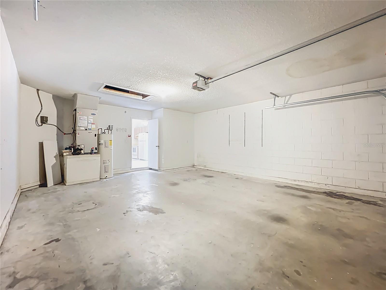 CHASE GROVES UNIT 7B - Residential