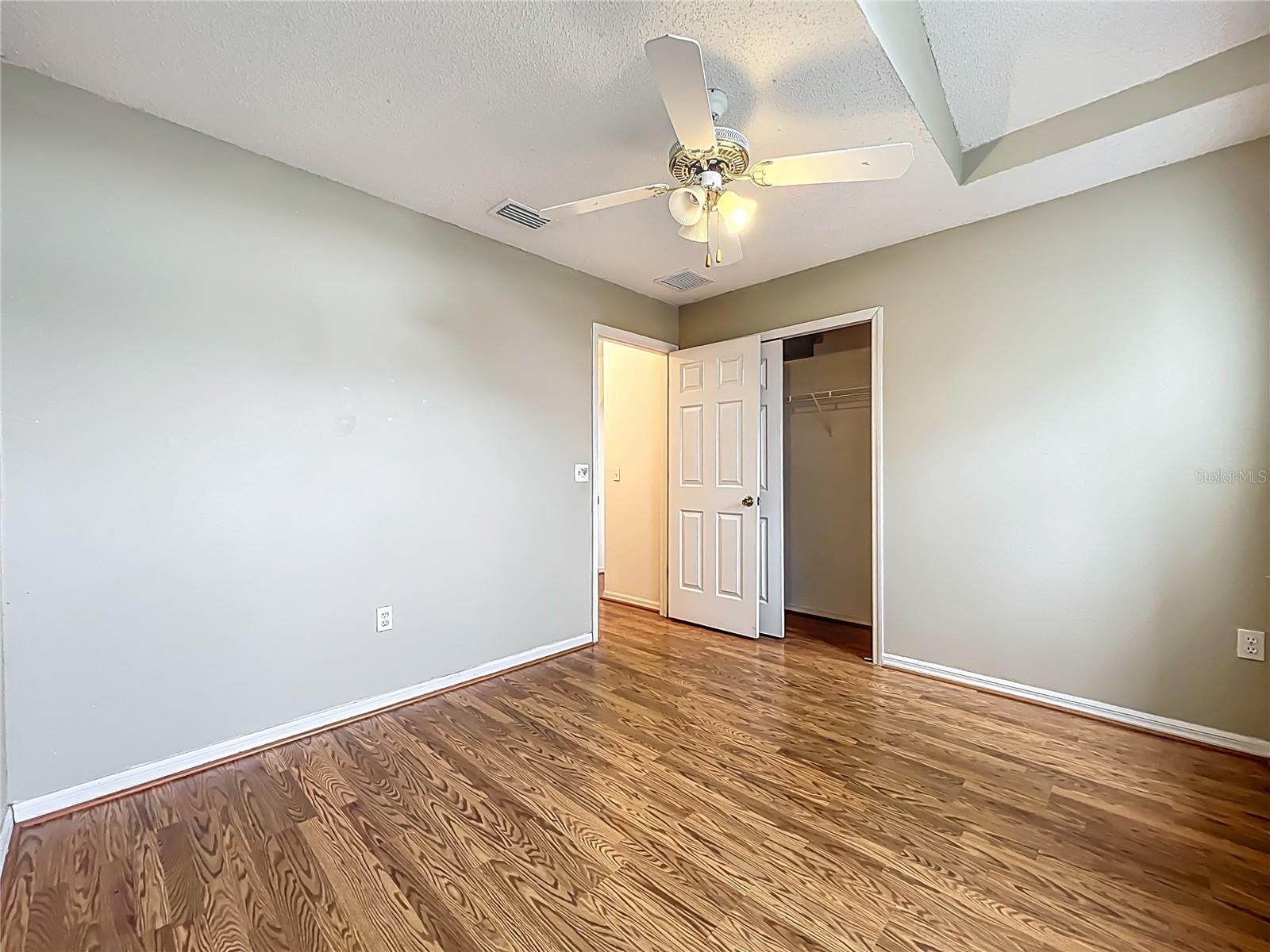 CHASE GROVES UNIT 7B - Residential