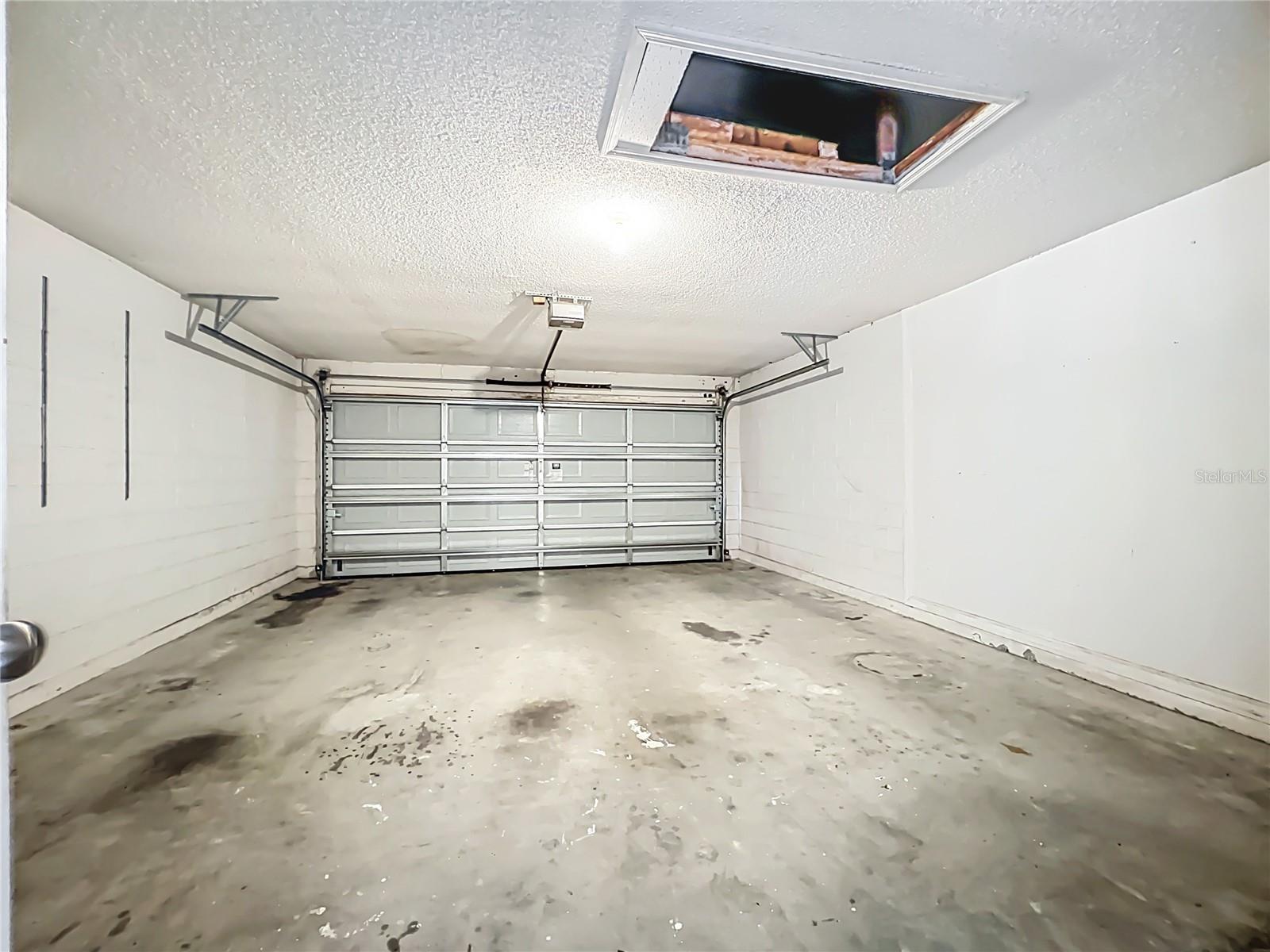 CHASE GROVES UNIT 7B - Residential