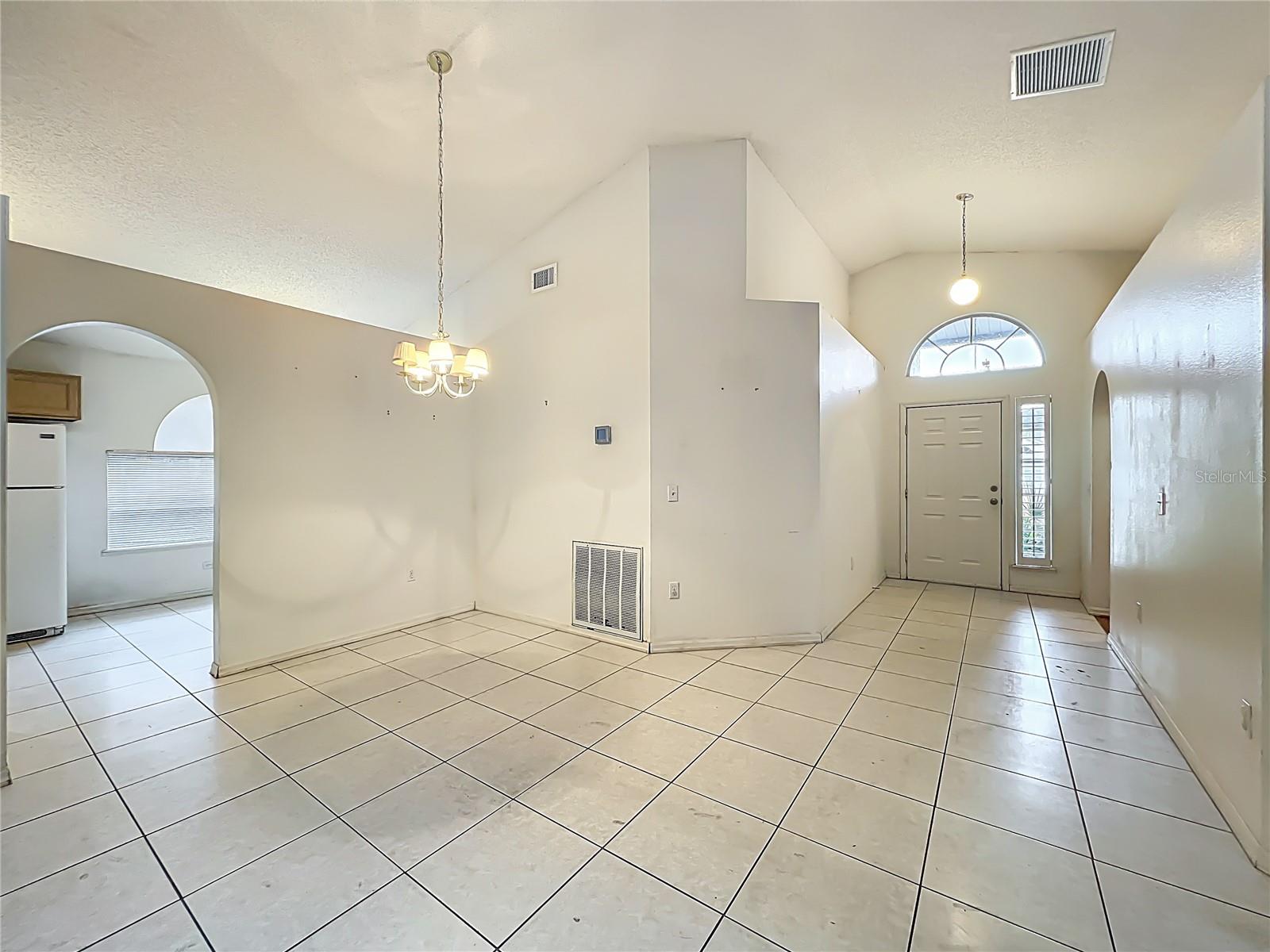 CHASE GROVES UNIT 7B - Residential