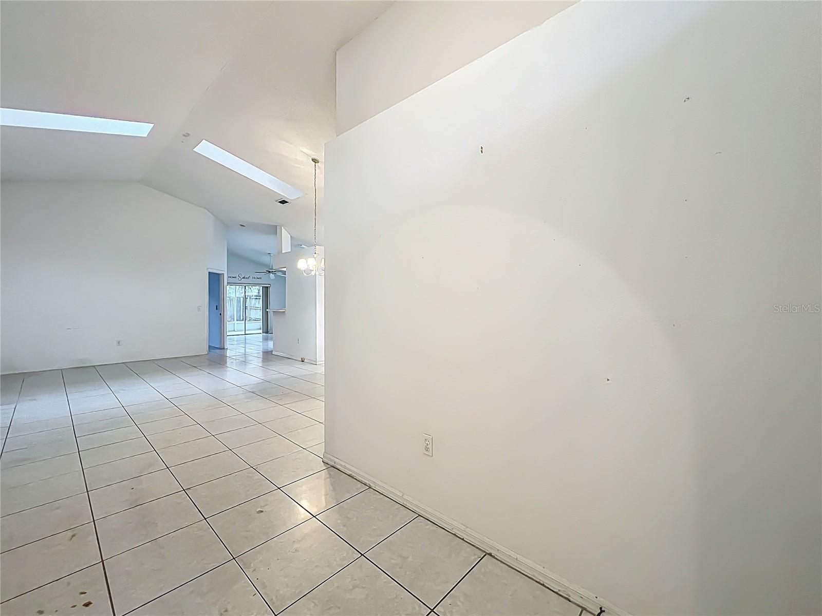 CHASE GROVES UNIT 7B - Residential