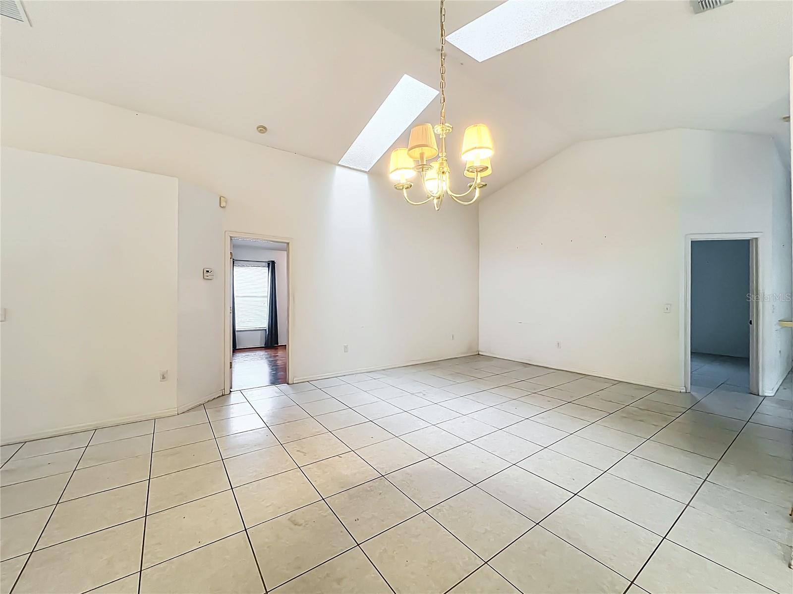 CHASE GROVES UNIT 7B - Residential