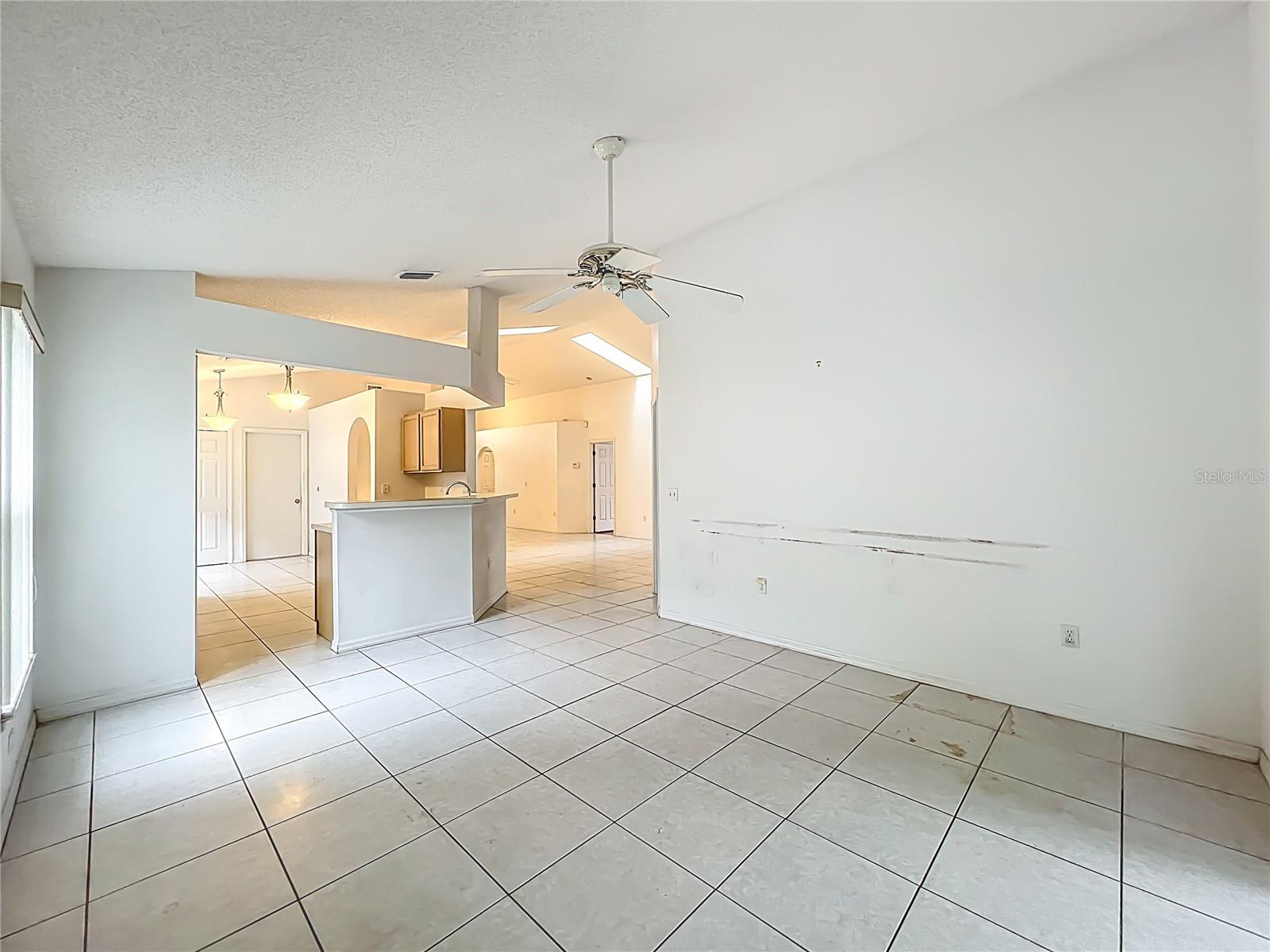 CHASE GROVES UNIT 7B - Residential