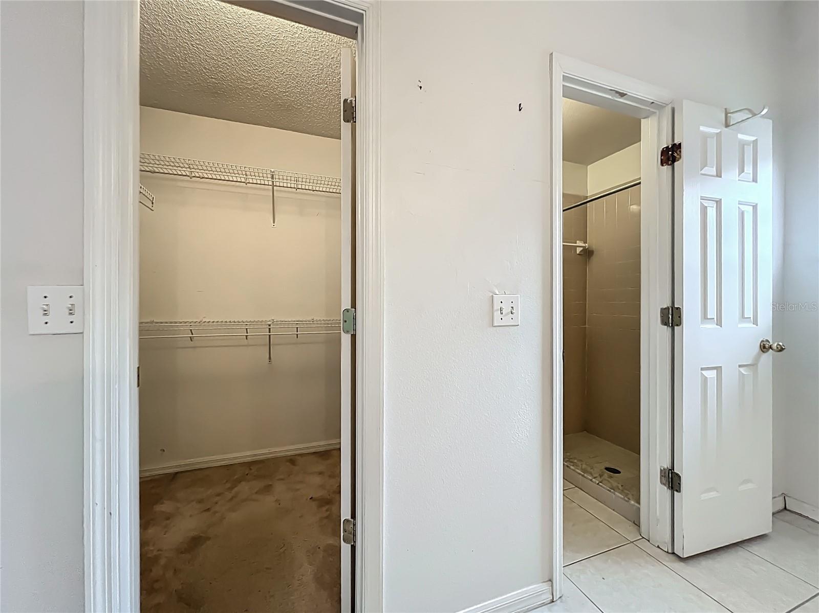 CHASE GROVES UNIT 7B - Residential