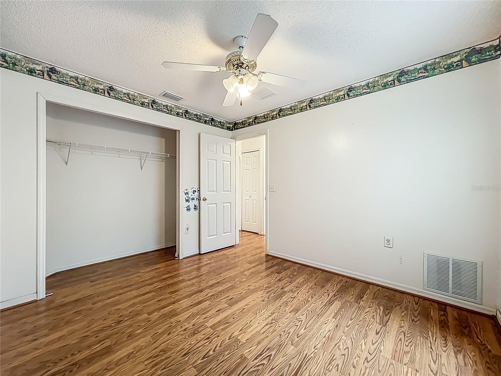 CHASE GROVES UNIT 7B - Residential