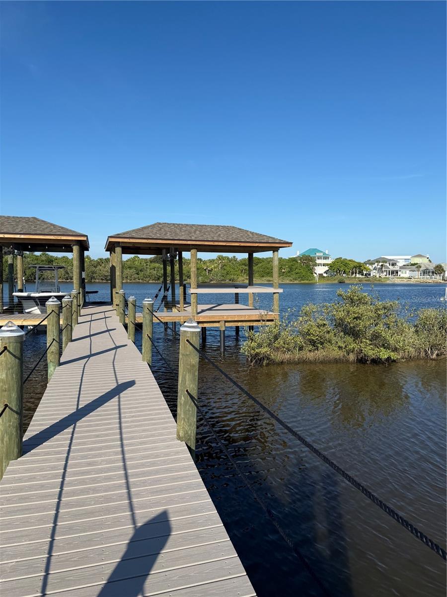 32 N RIVERWALK DRIVE