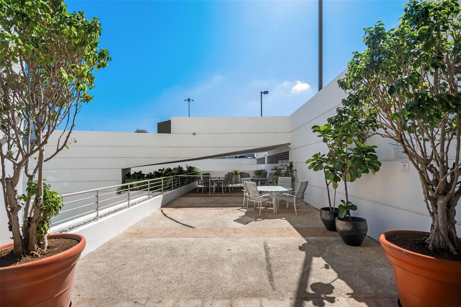 GUAYNABO - Residential