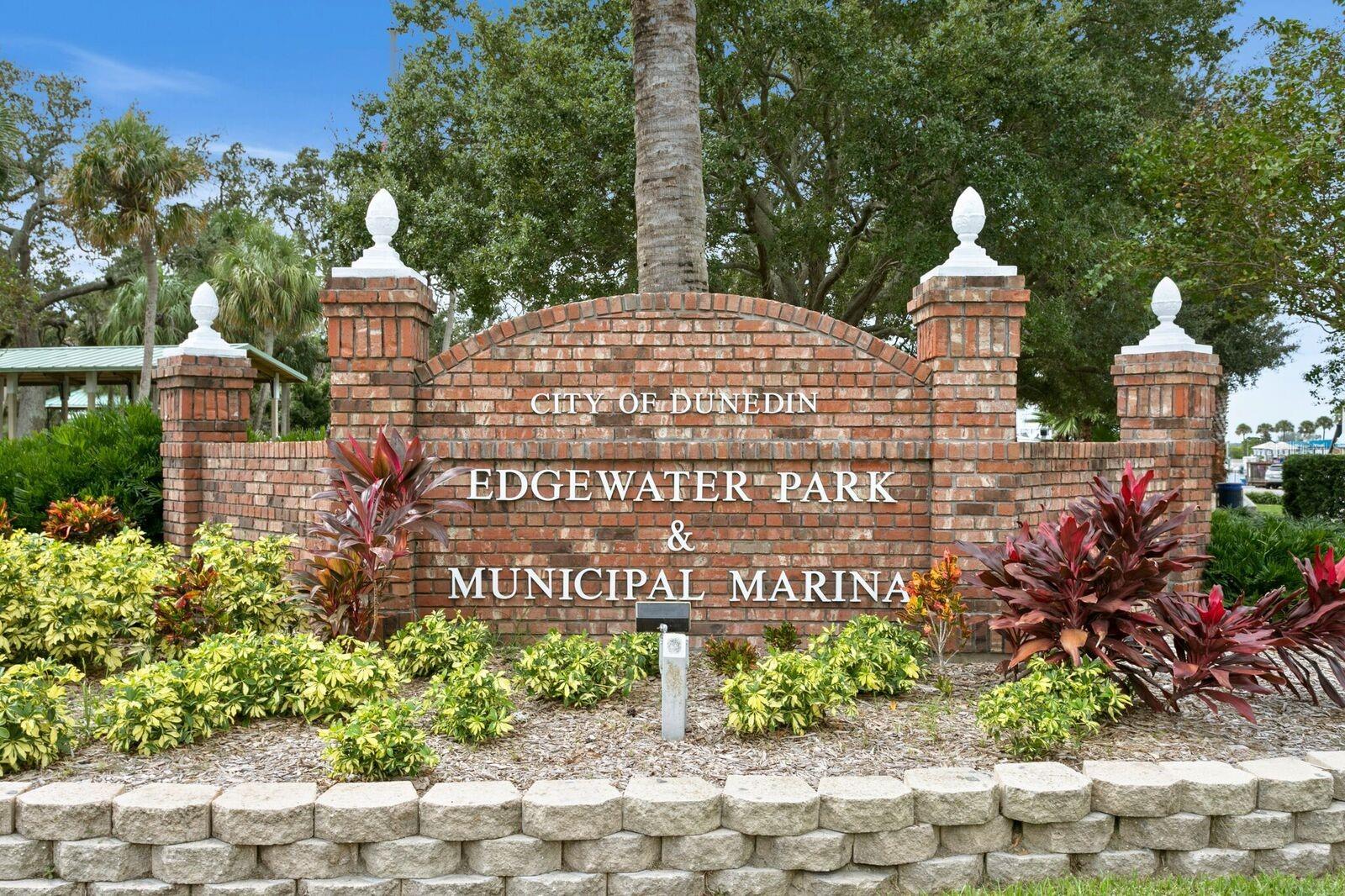 DUNEDIN ISLES ESTATES 1ST ADD - Residential