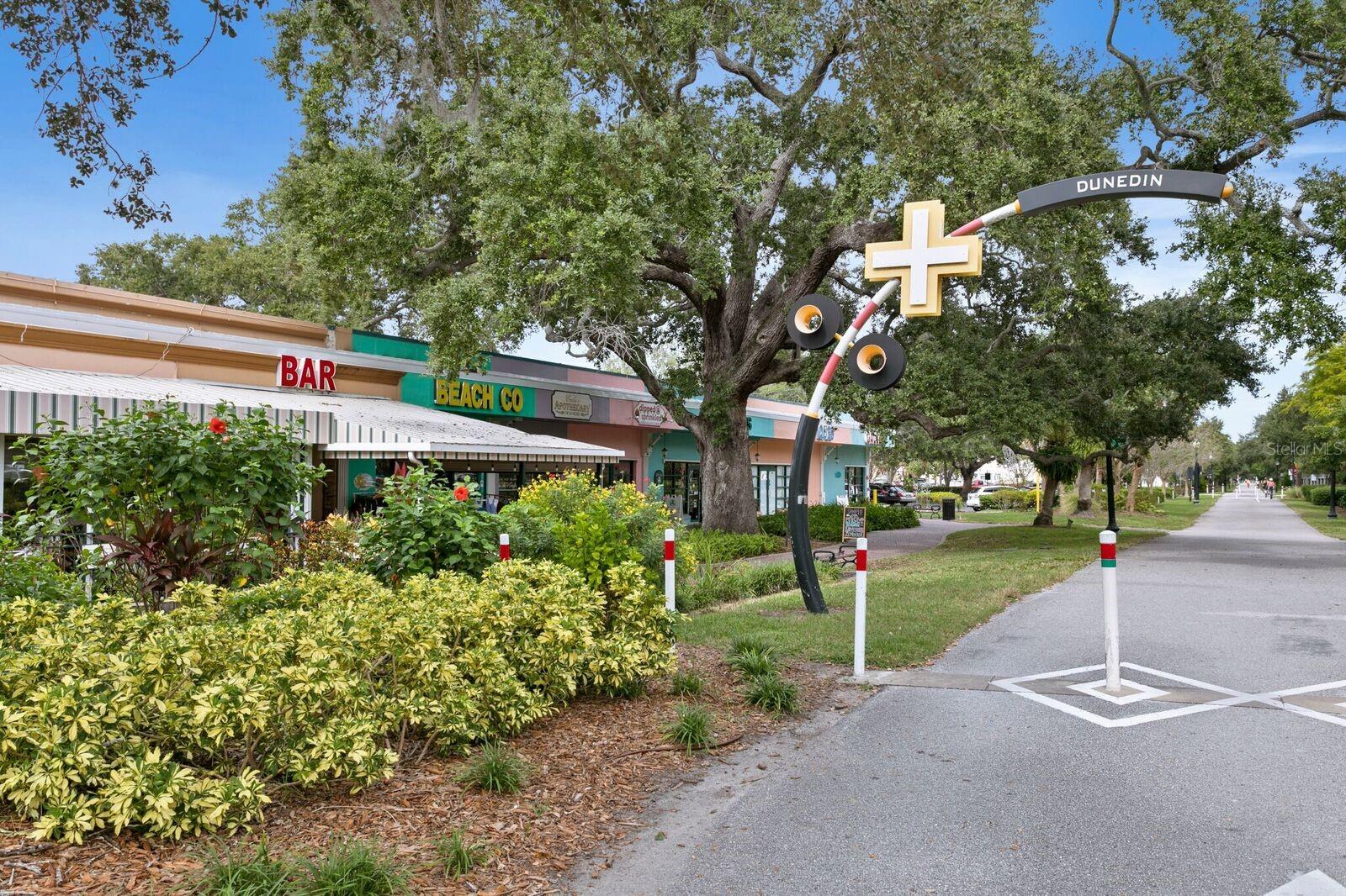 DUNEDIN ISLES ESTATES 1ST ADD - Residential