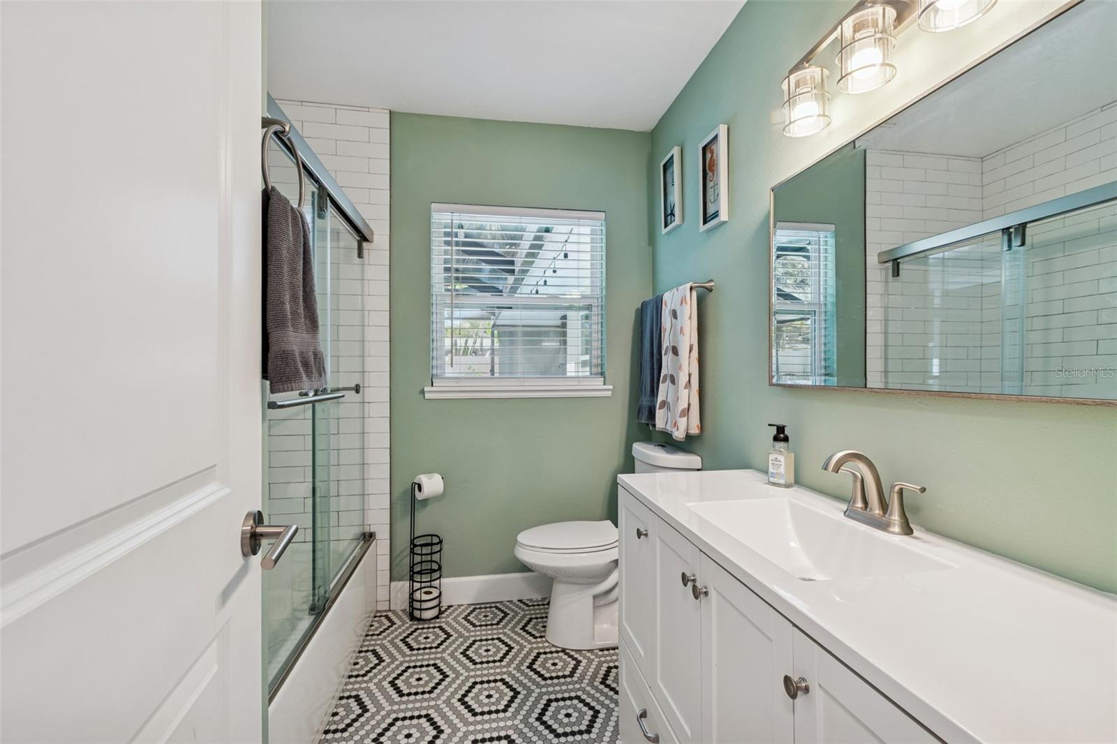 DUNEDIN ISLES ESTATES 1ST ADD - Residential