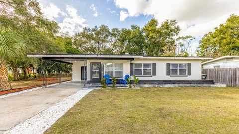 Photo of 1406 Conway Road, Orlando, FL 32812 (MLS # O6305228)