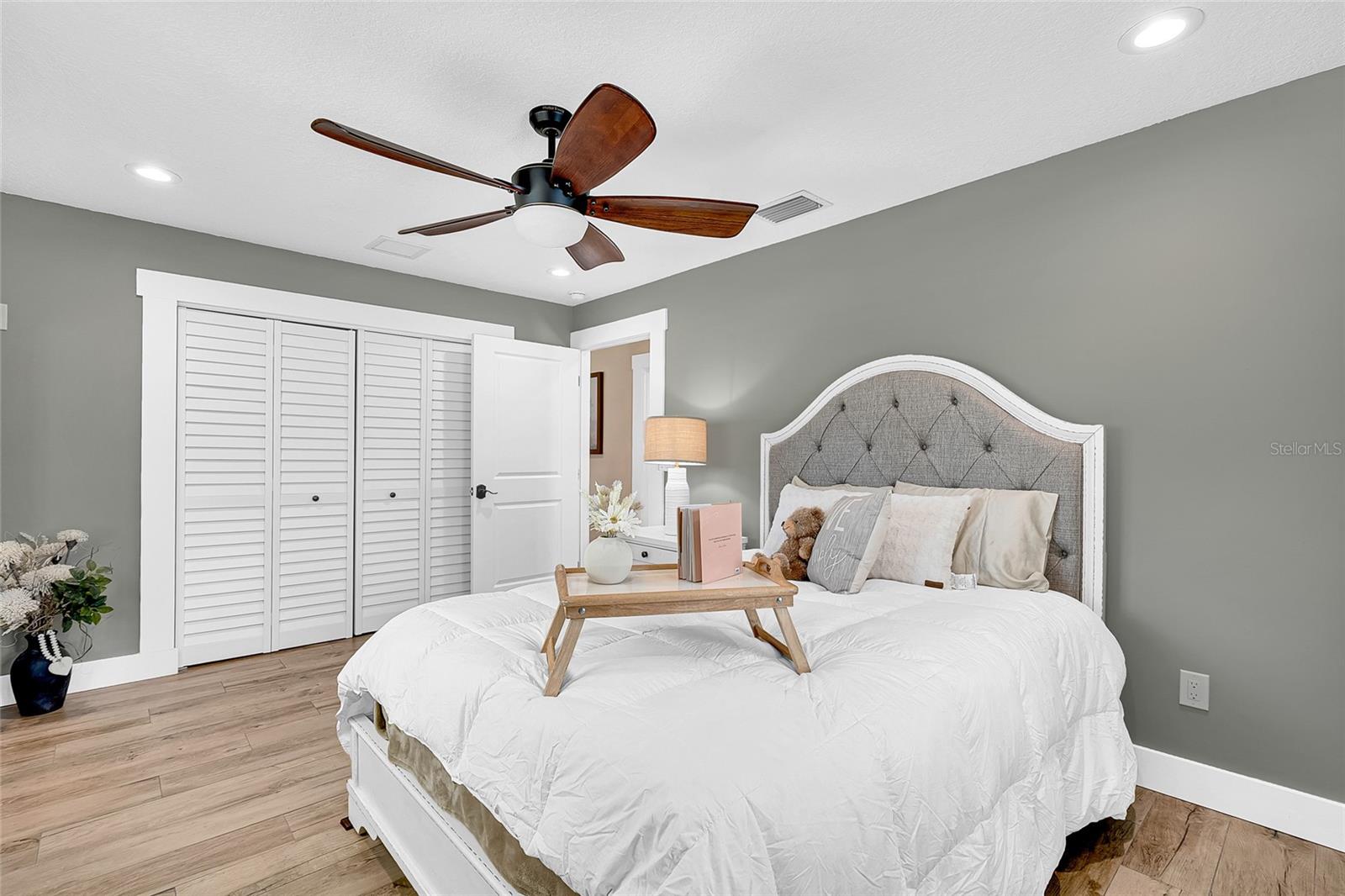 BOCA CIEGA TERMINALS 9 - Residential
