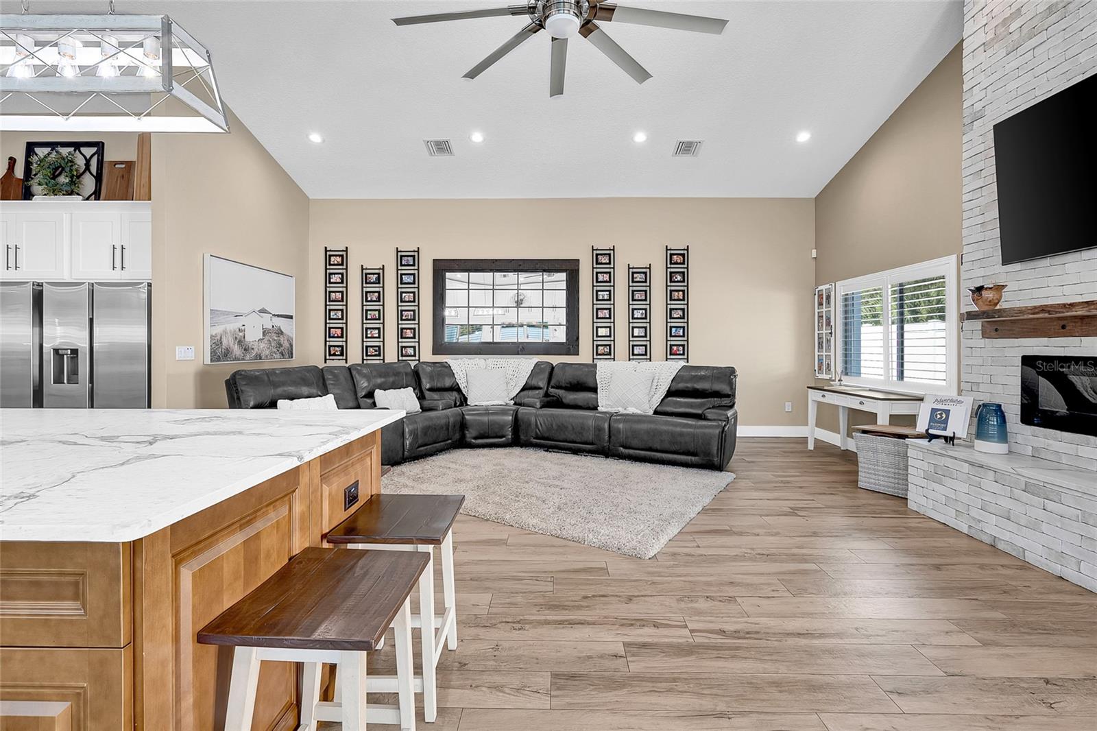 BOCA CIEGA TERMINALS 9 - Residential
