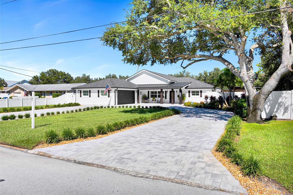 Photo of 8101 38th Avenue N, St Petersburg, FL 33710 (MLS # TB8420144)