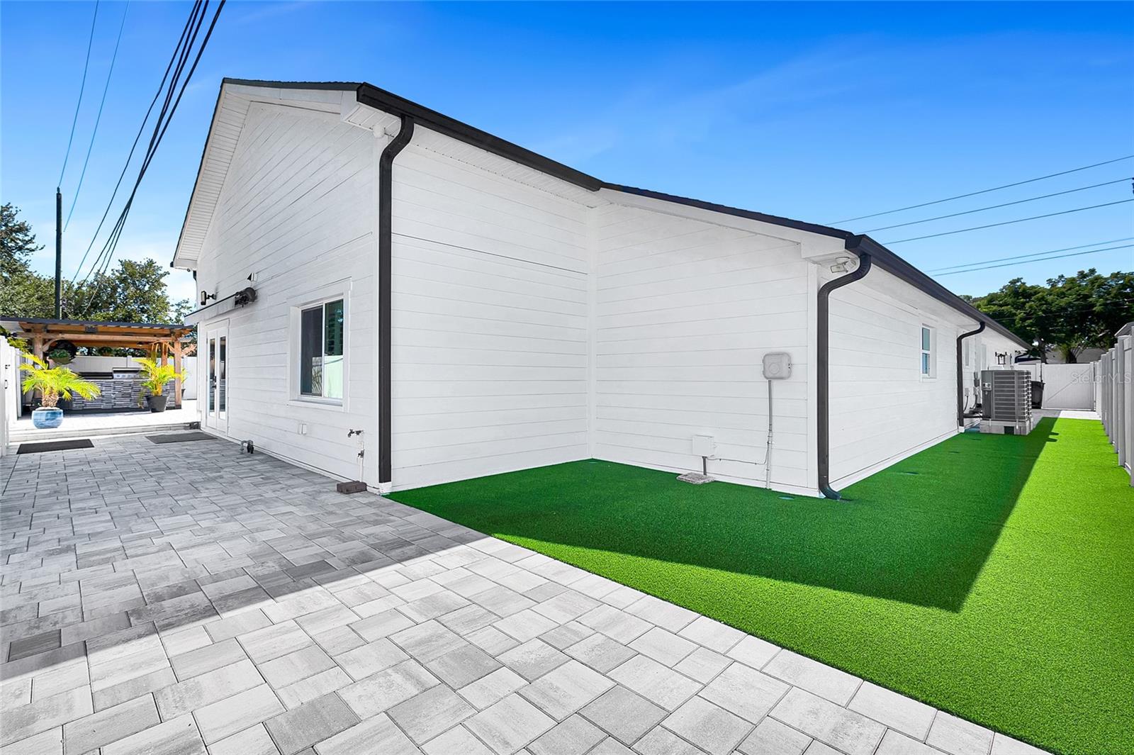 BOCA CIEGA TERMINALS 9 - Residential
