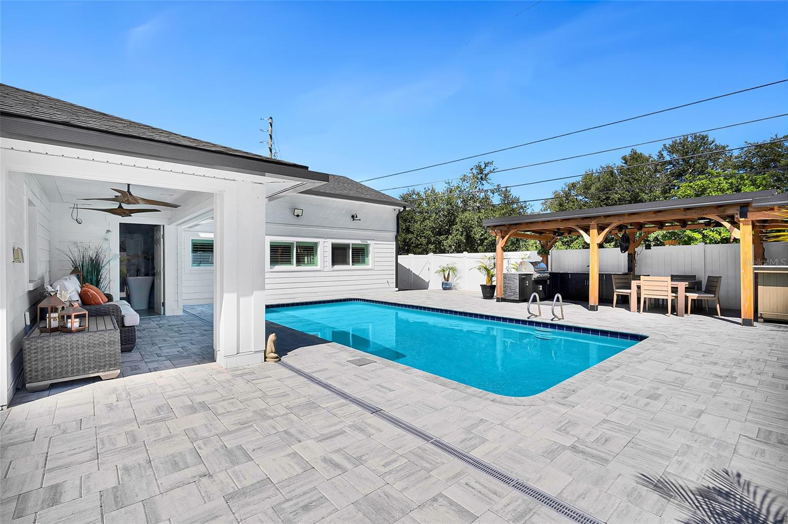 BOCA CIEGA TERMINALS 9 - Residential