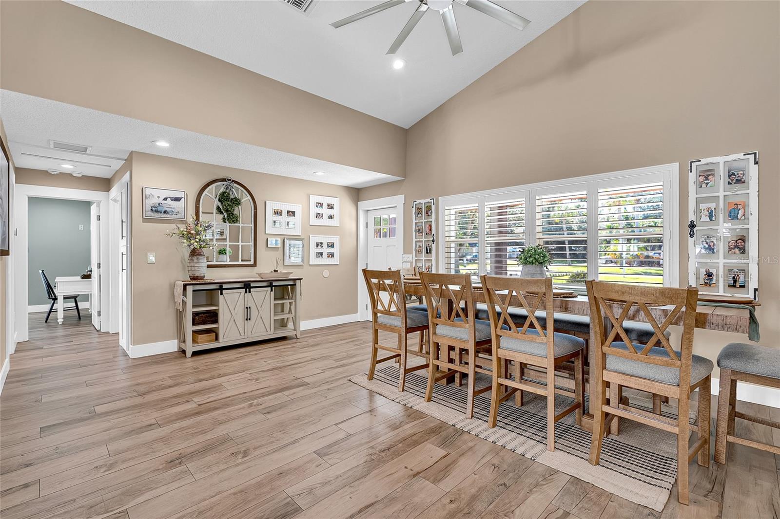 BOCA CIEGA TERMINALS 9 - Residential