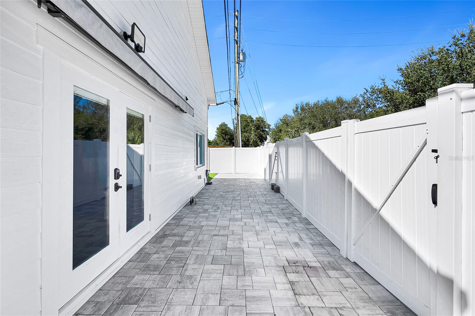 BOCA CIEGA TERMINALS 9 - Residential
