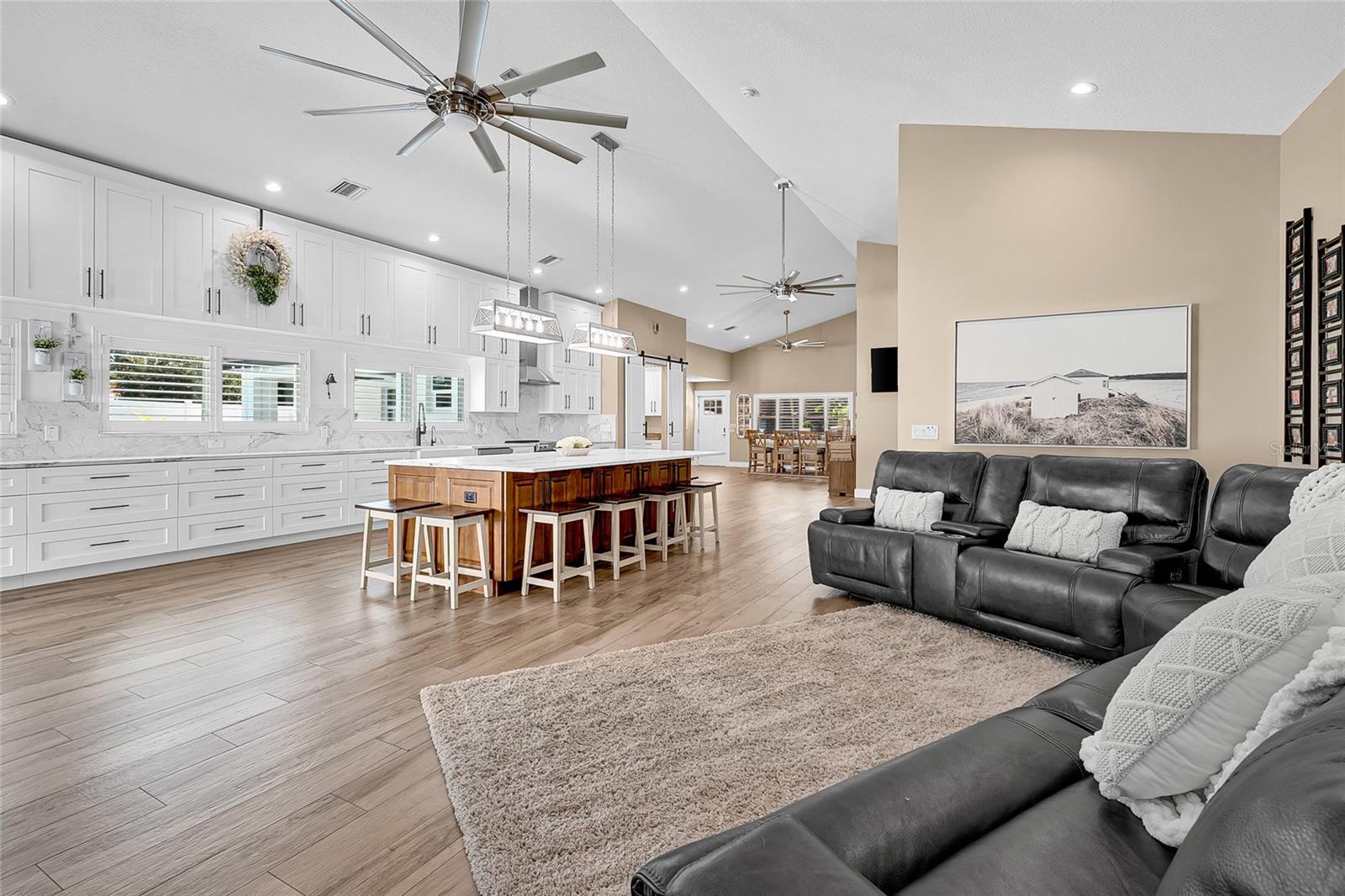 BOCA CIEGA TERMINALS 9 - Residential