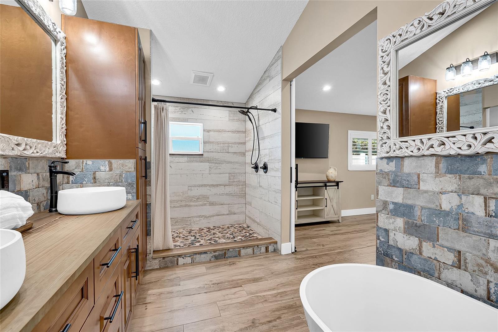 BOCA CIEGA TERMINALS 9 - Residential