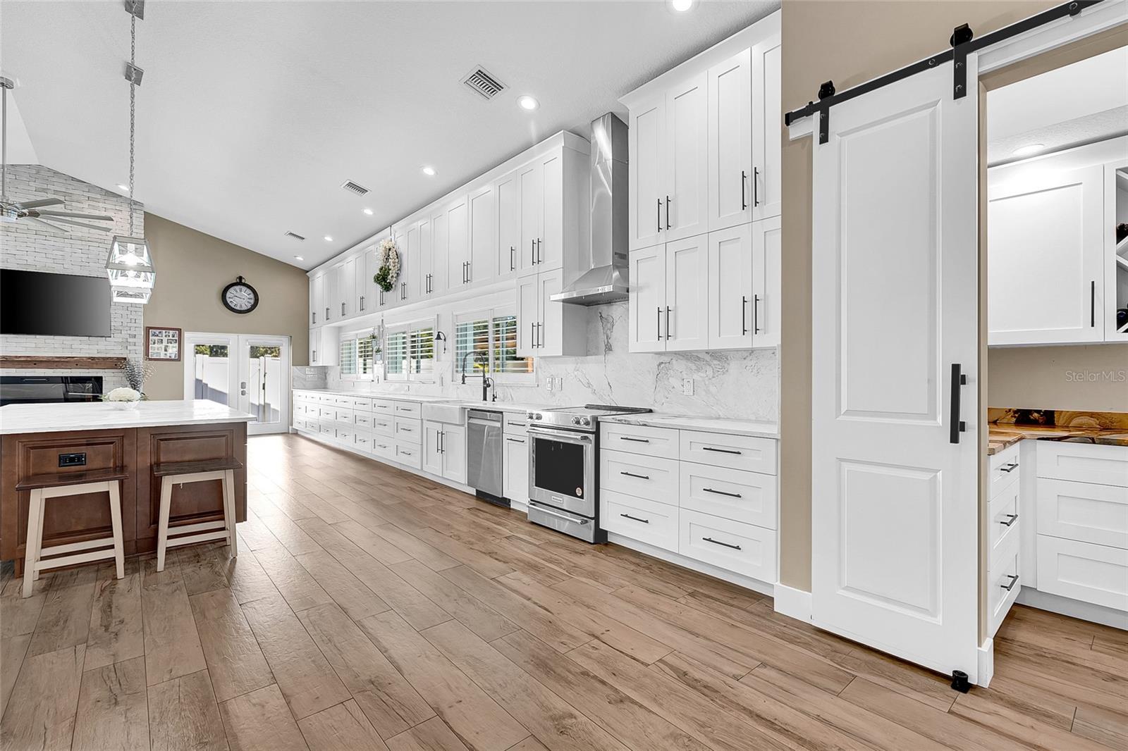 BOCA CIEGA TERMINALS 9 - Residential