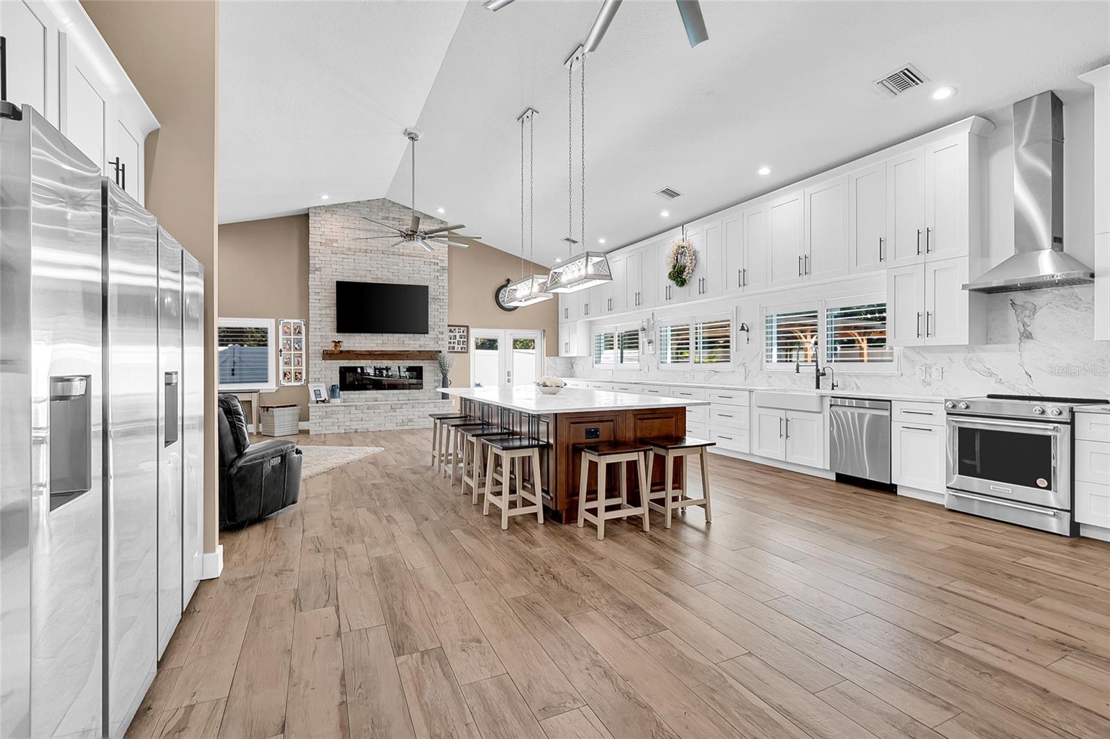BOCA CIEGA TERMINALS 9 - Residential