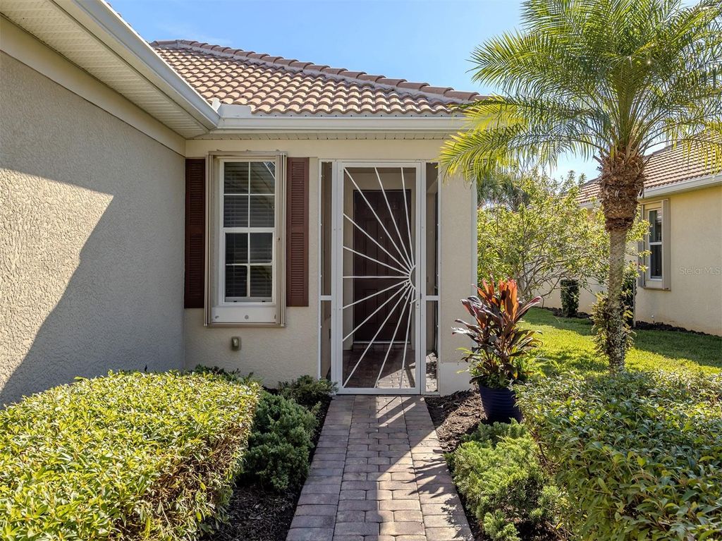 Photo of 19188 Lappacio Street, Venice, FL 34293 (MLS # N6141490)